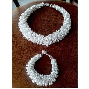 White beaded necklace and bracelet